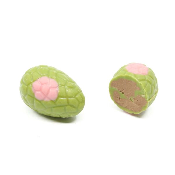 Green egg pink dot